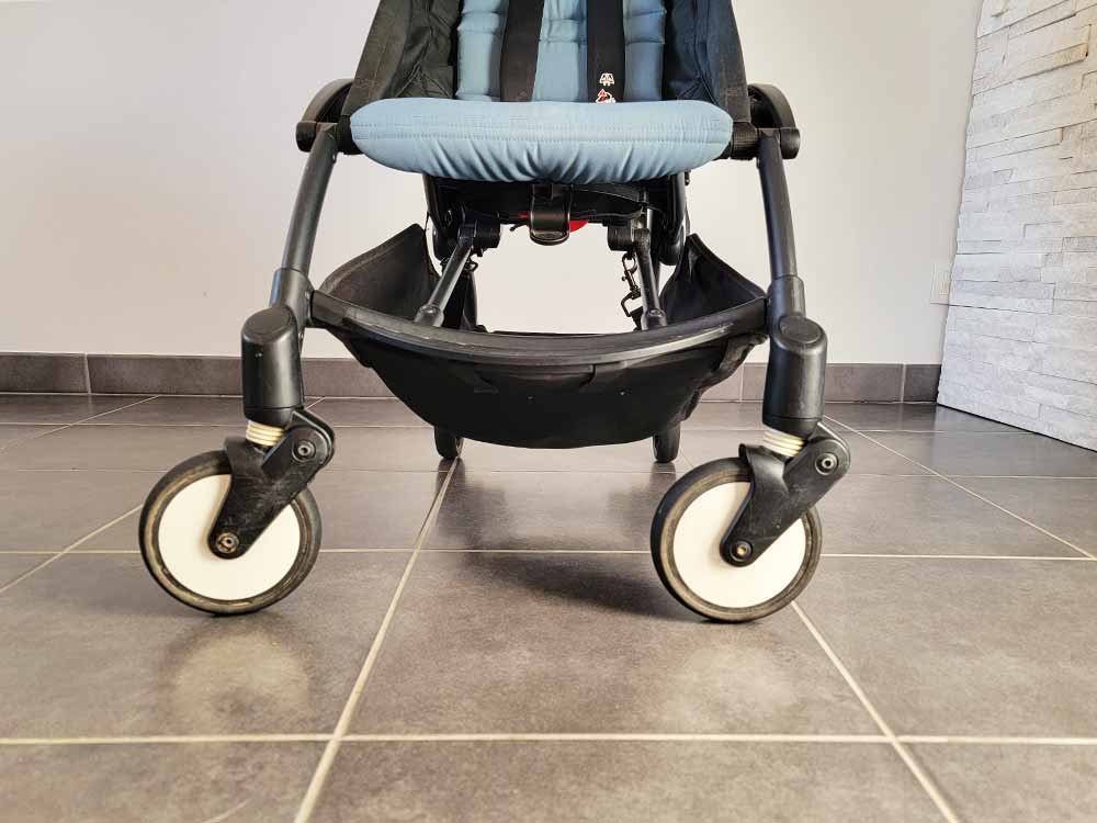 Vorderräder Parallelen des YOYO Babyzen Kinderwagens